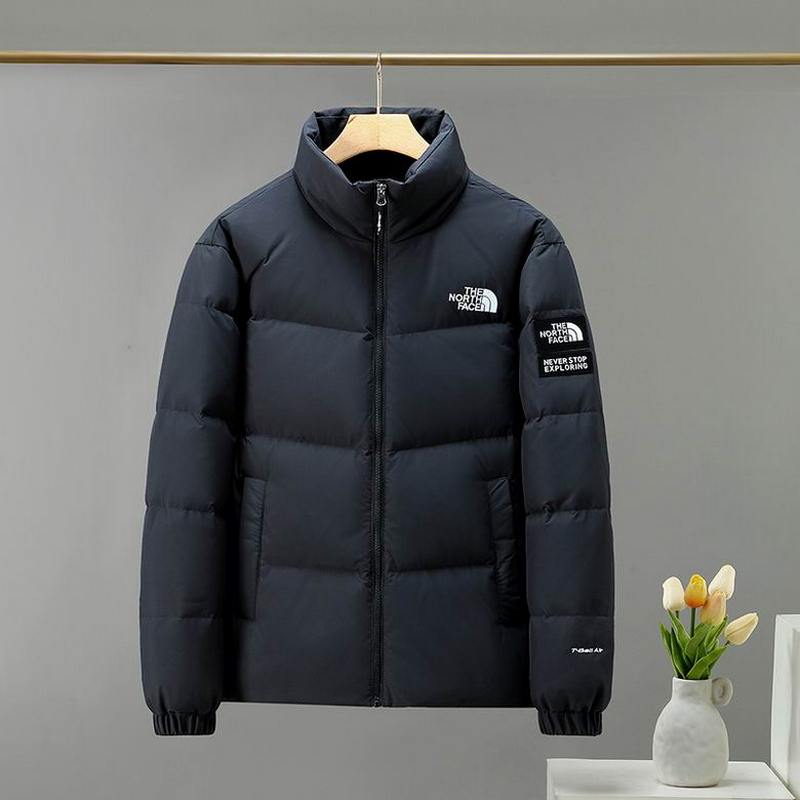 The North Face Men's Outwear 40